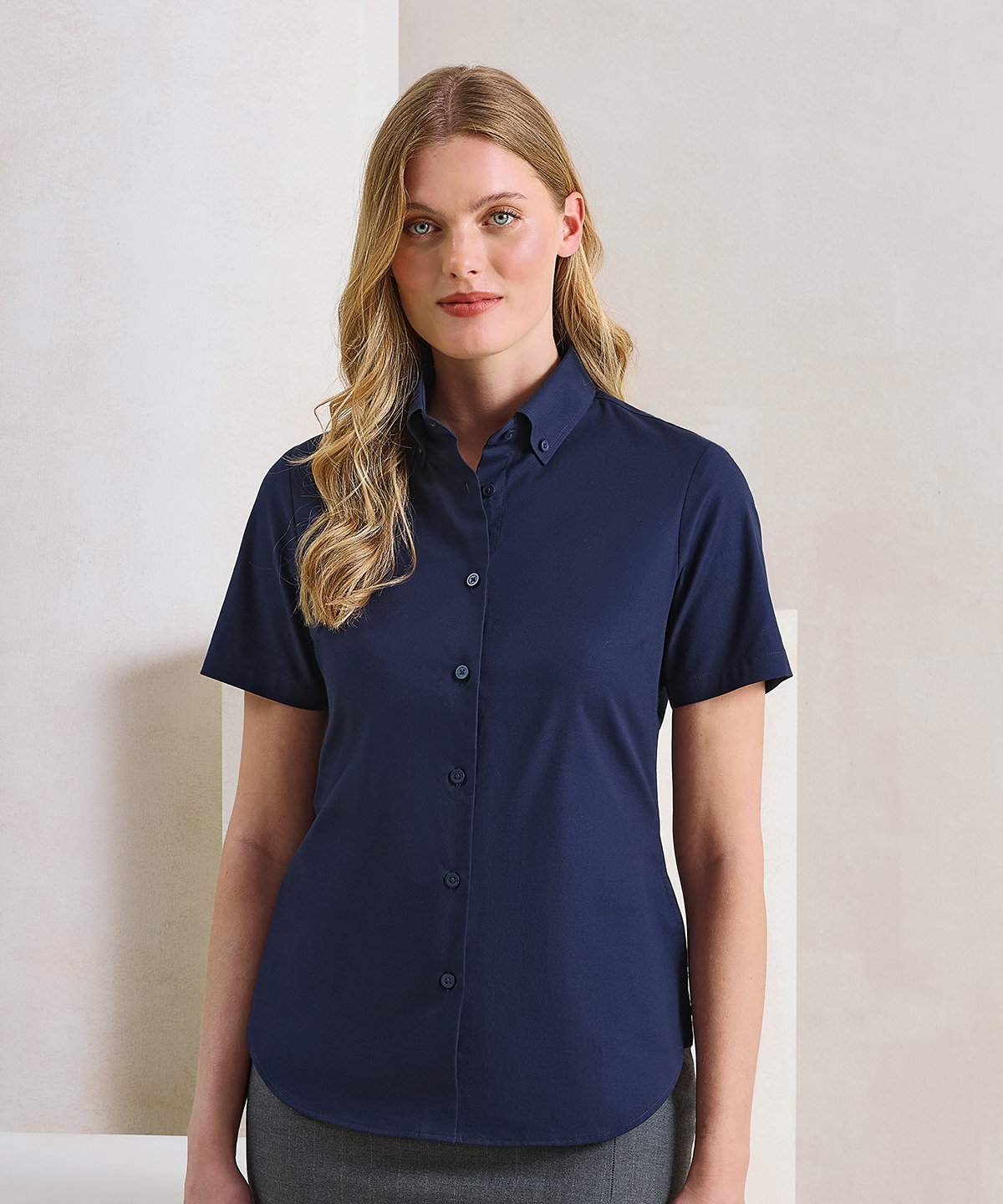 Premier Womens`s Supreme Oxford Short Sleeve Shirt